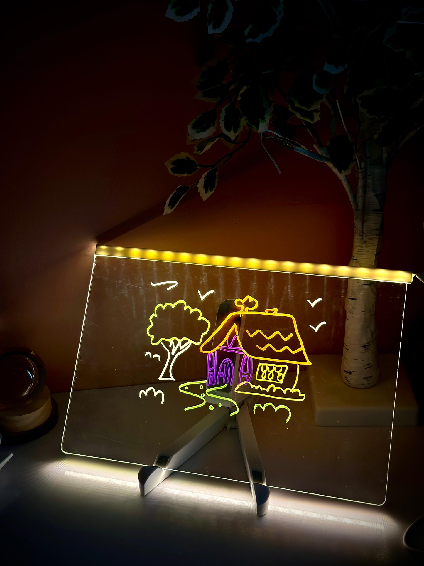 LED Glow Drawing Board with 7 Colors & 1 Lighting Stand for Kids!
